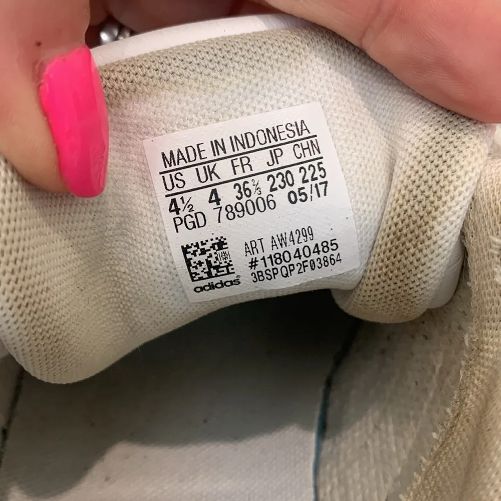 Adidas neo shoes - Picture 4 of 5
